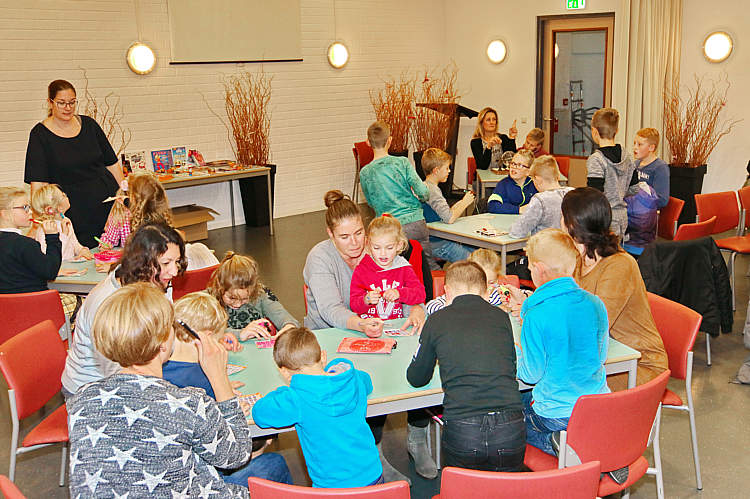 KinderBingo 9-11-'16, foto 27